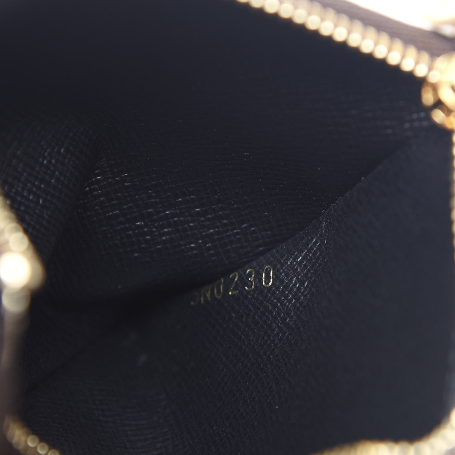 Louis Vuitton Reverse Monogram Giant Trio Rectangle Pouch 6 of 8