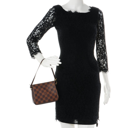 Louis Vuitton Damier Trousse Makeup Pochette 2 of 7
