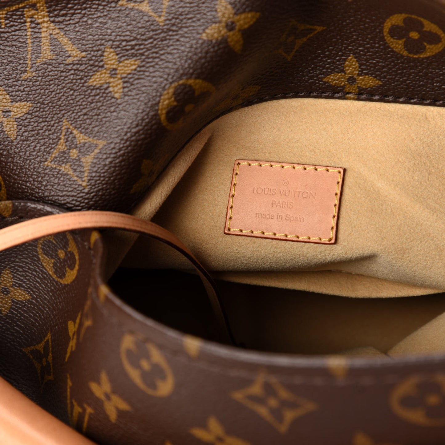 Monogram Artsy MM