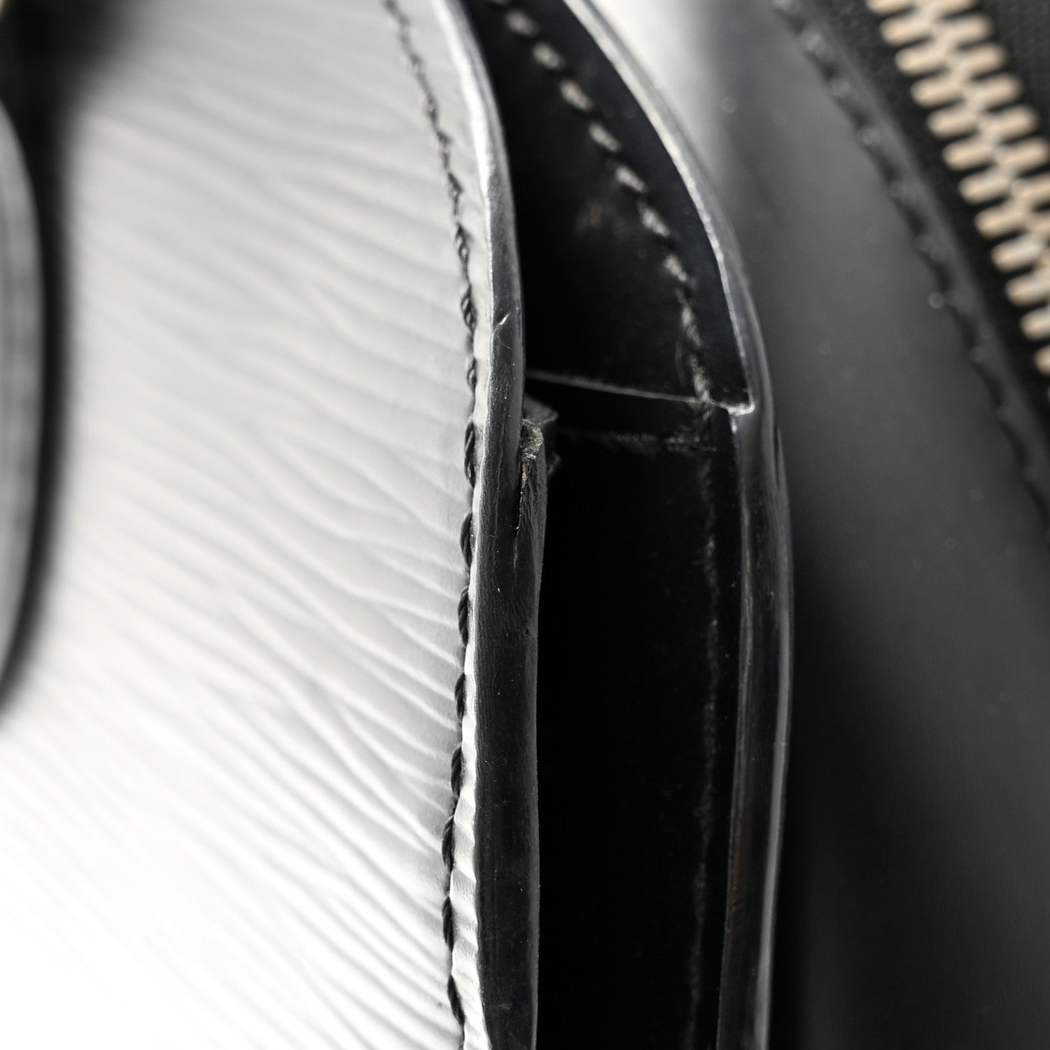 Louis Vuitton Epi Pont-Neuf PM Black 10 of 10