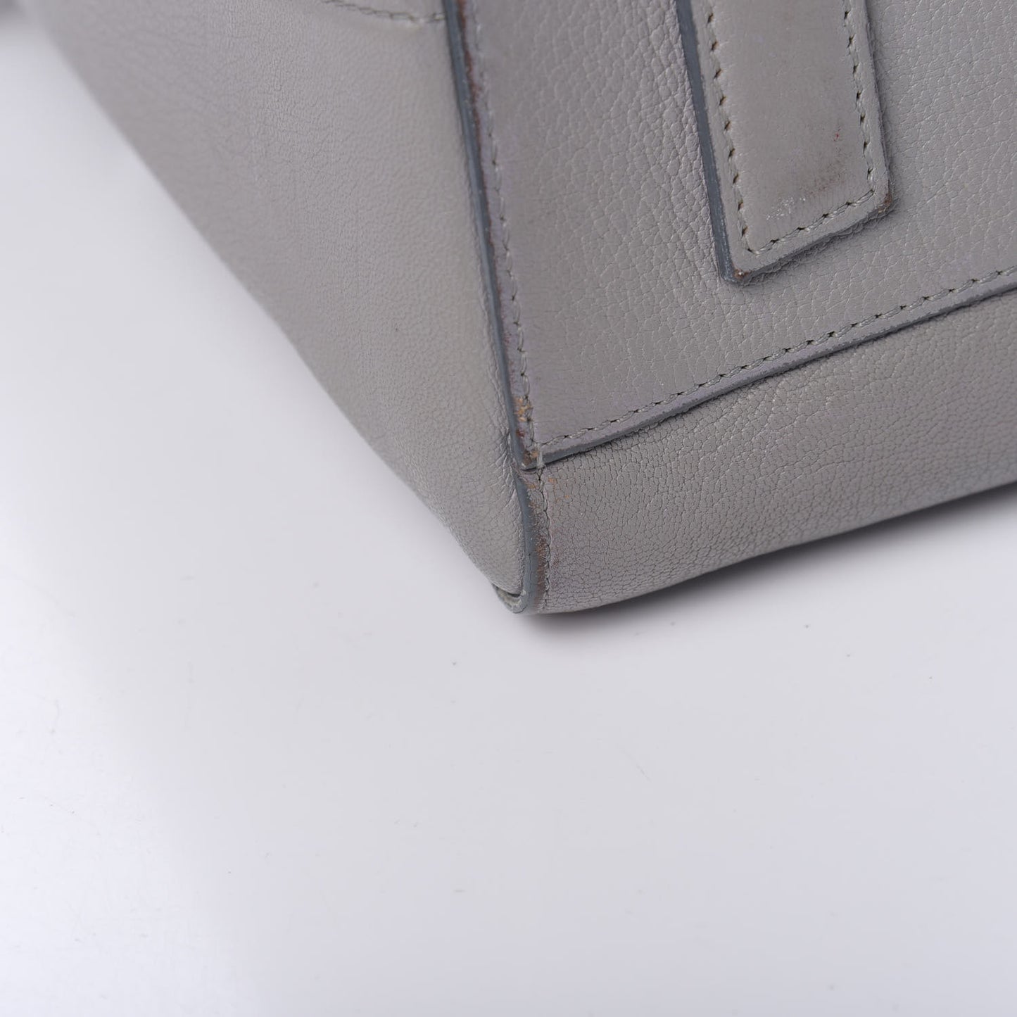 Sugar Goatskin Medium Antigona Pearl Grey