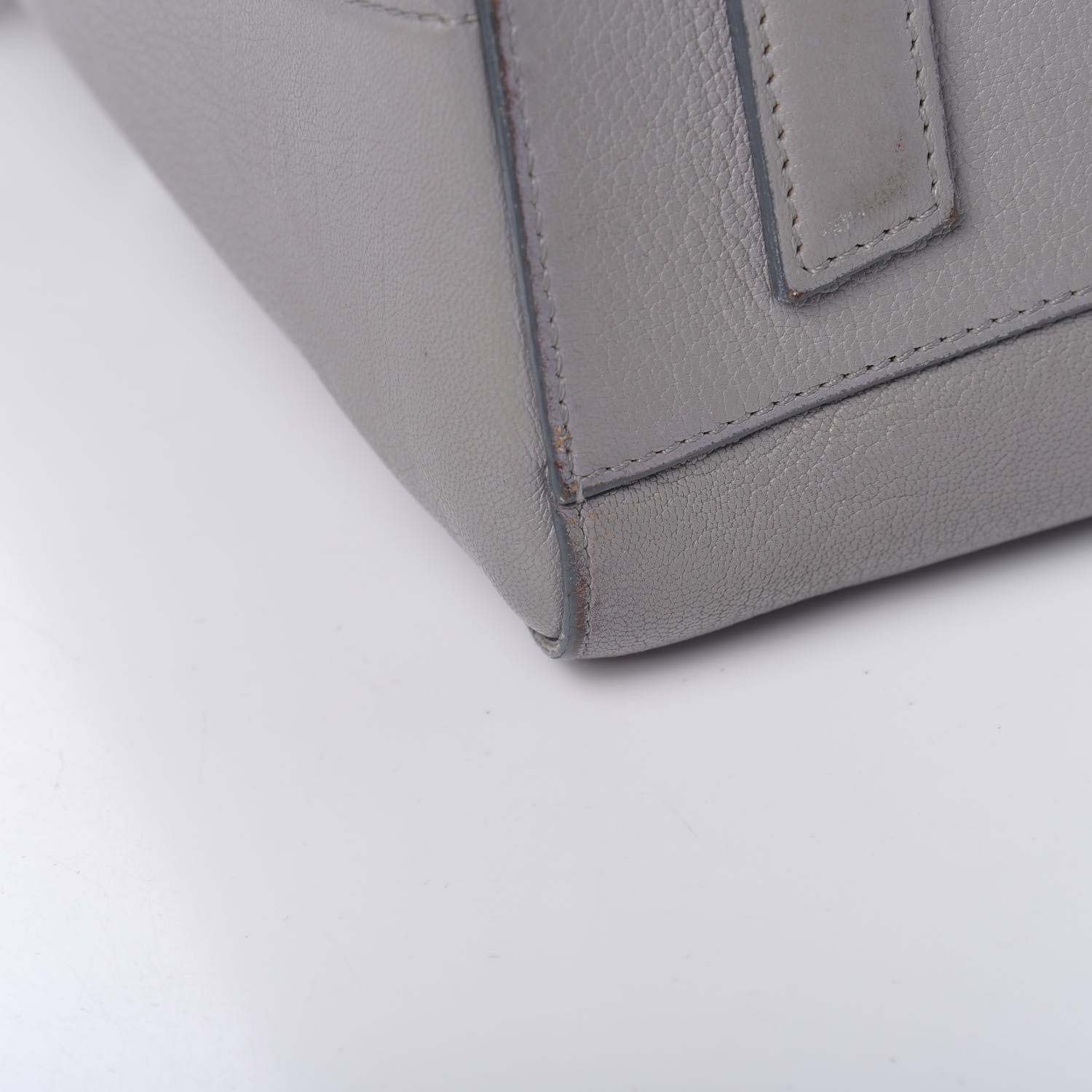 Givenchy Sugar Goatskin Medium Antigona Pearl Grey 25 of 32
