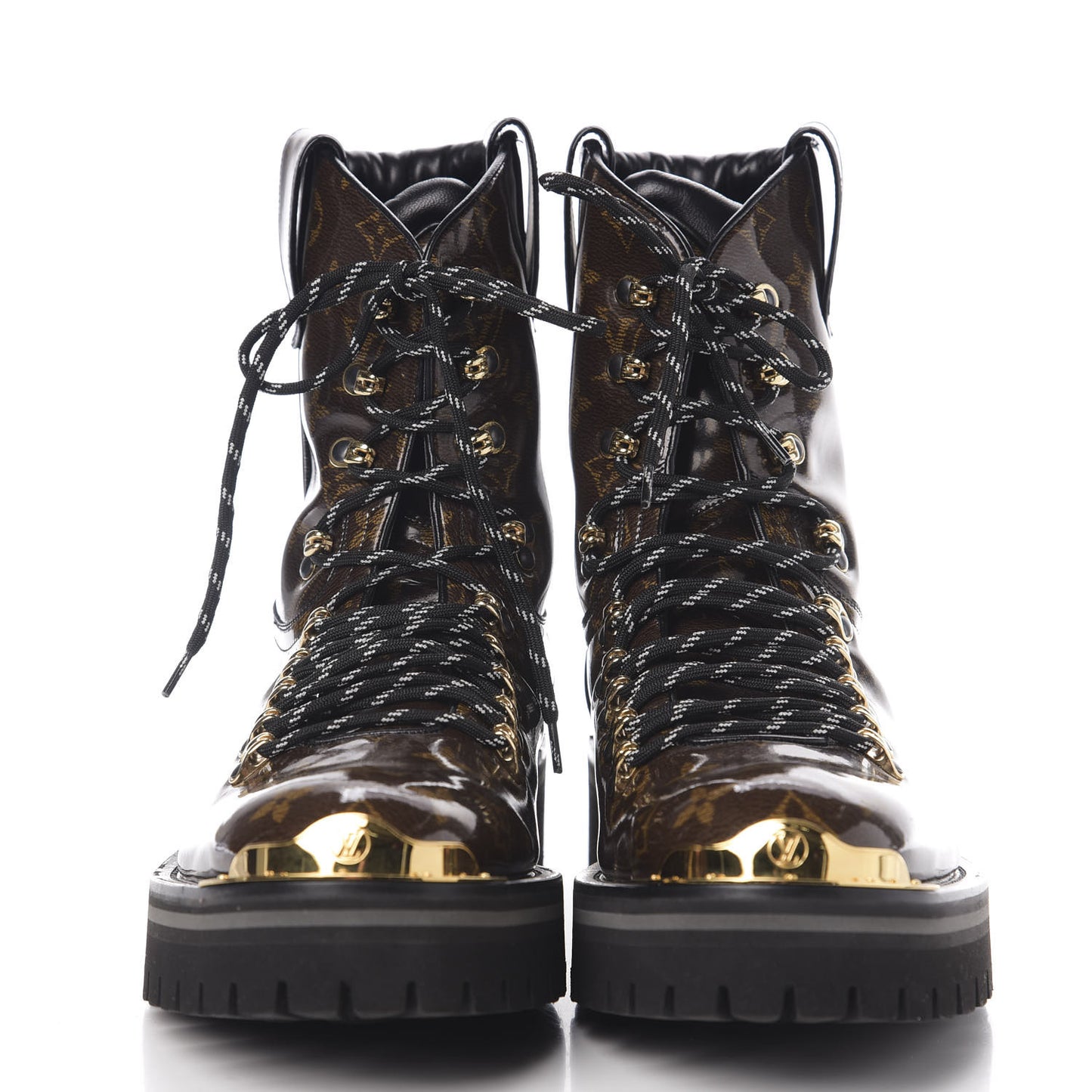 Monogram Glaze Mens Outland Ankle Boots 10 Ebene