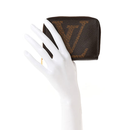 Louis Vuitton Monogram Giant Zippy Coin Purse 2 of 13