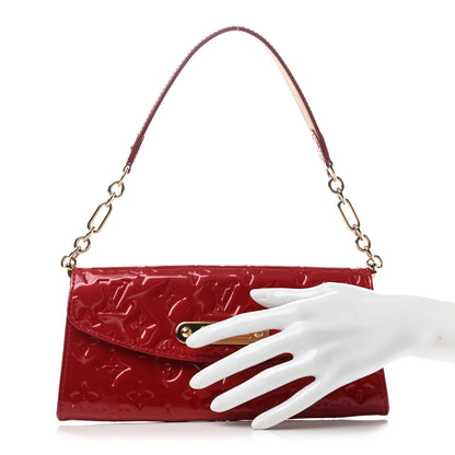Louis Vuitton Vernis Sunset Boulevard Pomme D'Amour 3 of 7