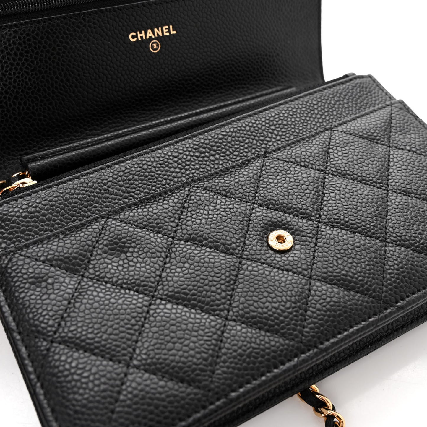 Caviar Quilted Wallet on Chain WOC Black