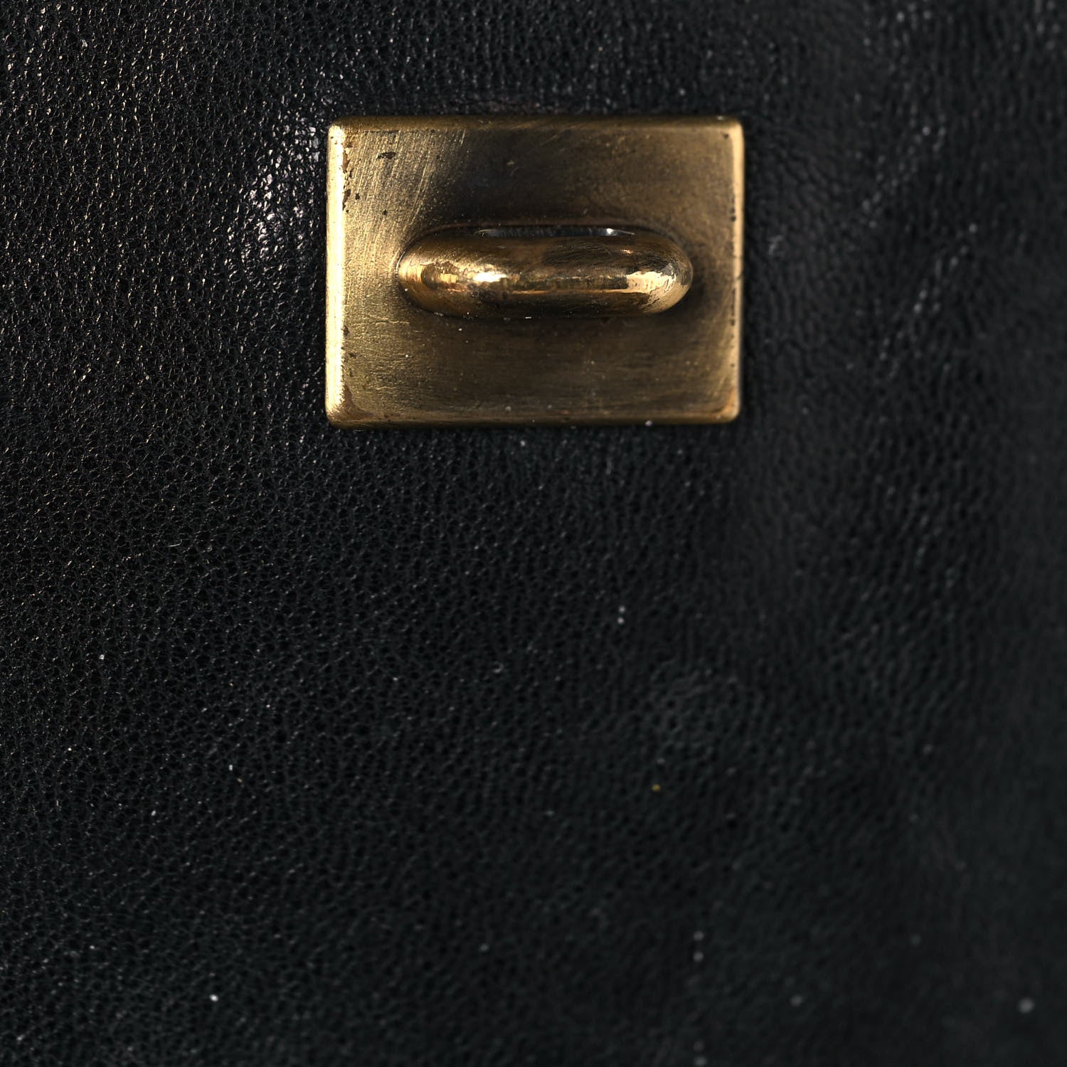 Fendi Nappa Patent Large B Bag Black 18 of 28