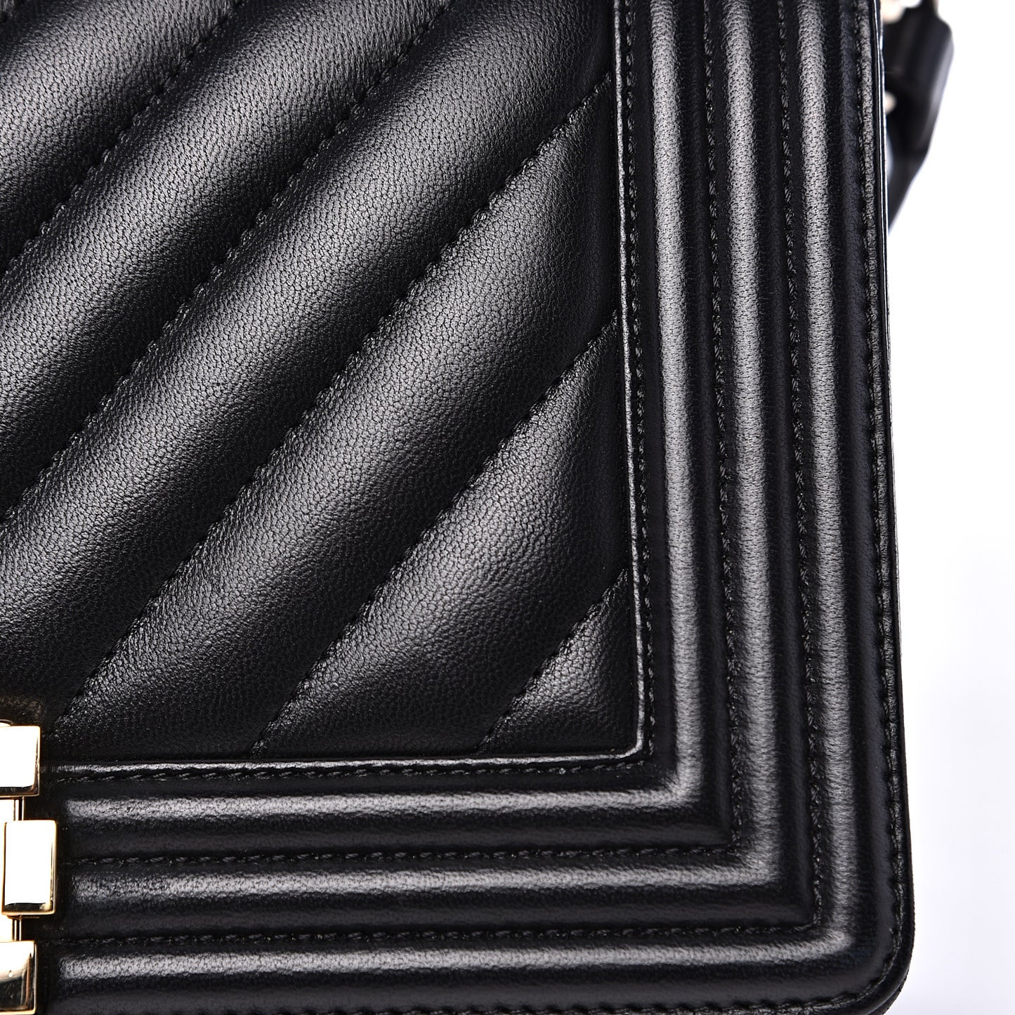 Calfskin Chevron Quilted Medium Boy Flap Black