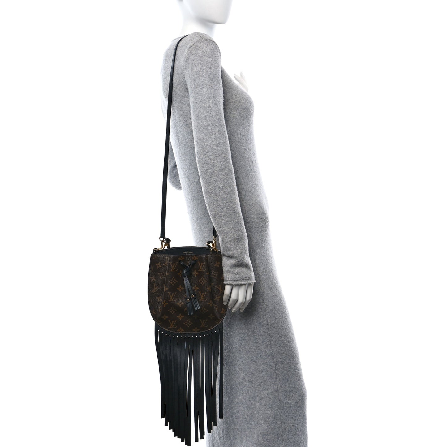 Monogram Fringed Noe