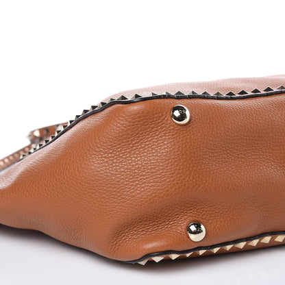 Valentino Garavani Pebbled Calfskin Medium Rockstud Tote Light Cuir 8 of 10