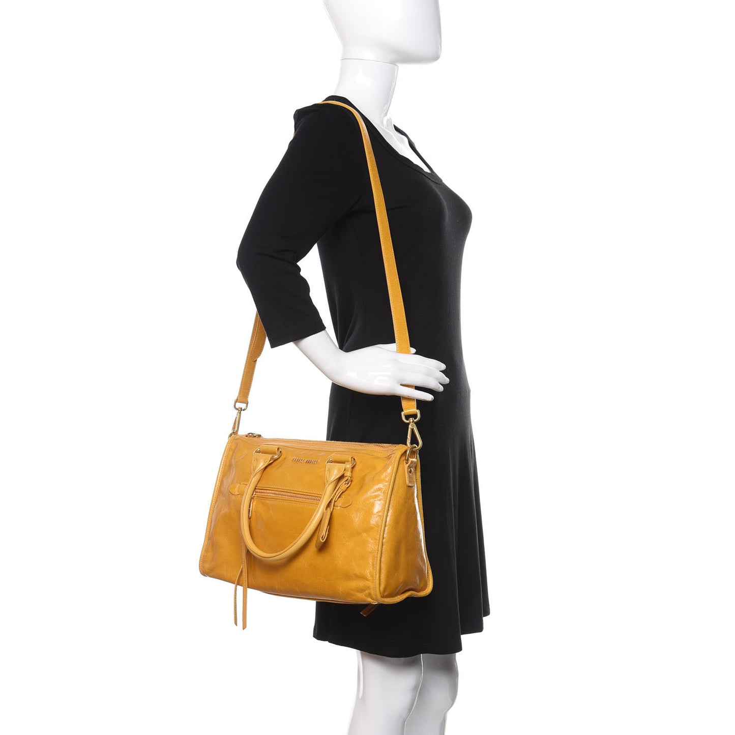 Vitello Shine Zip Tote Soleil