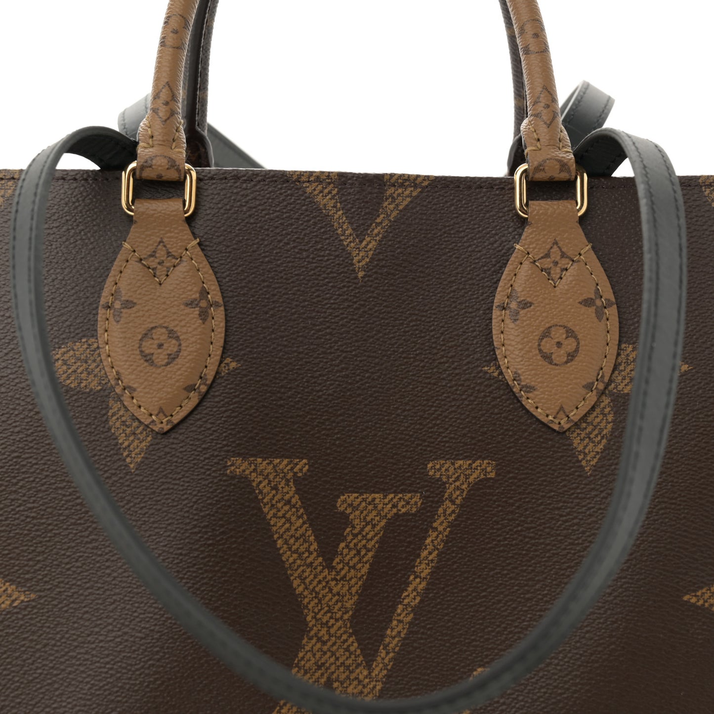 Reverse Monogram Giant Onthego MM