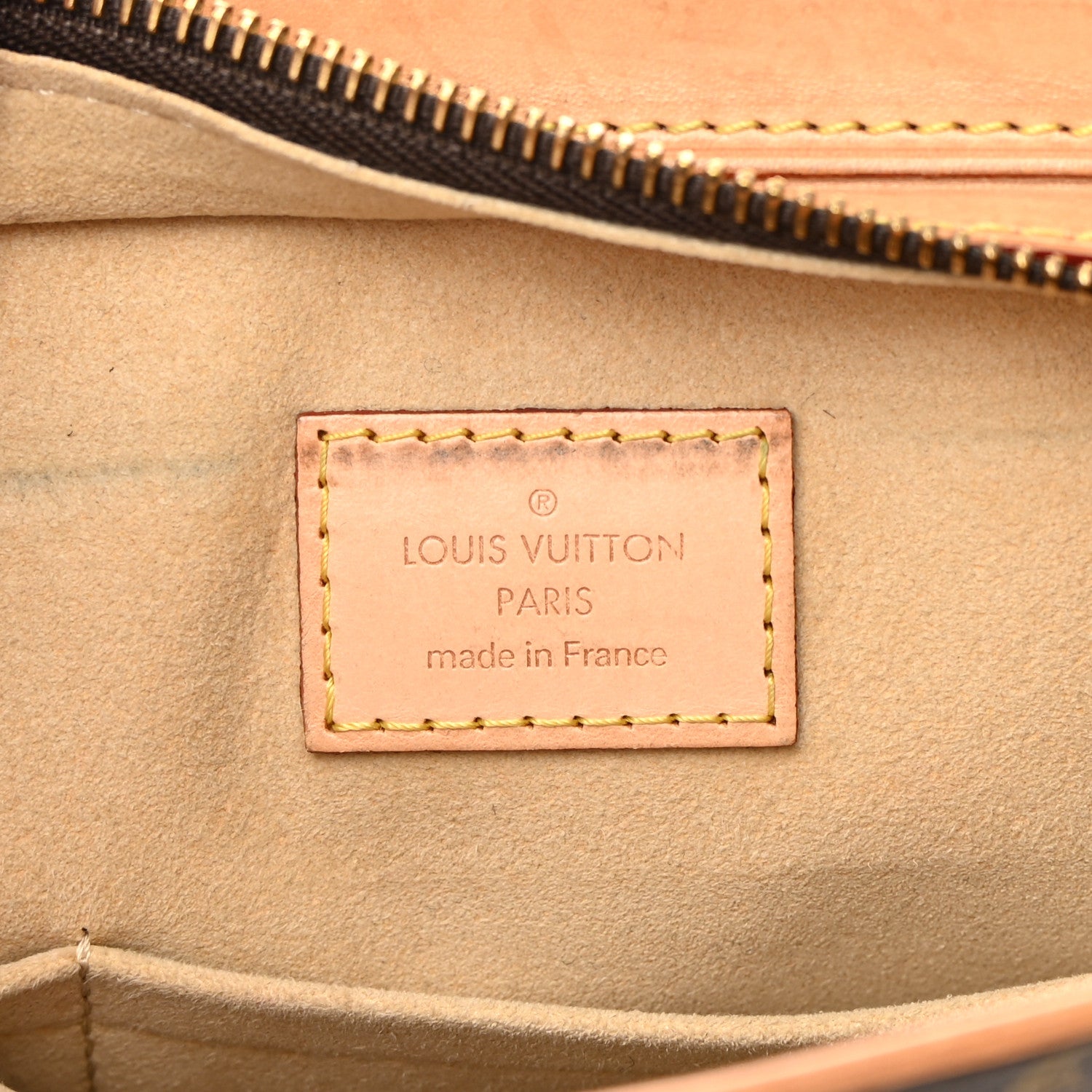 Louis Vuitton Monogram Hudson GM 6 of 20