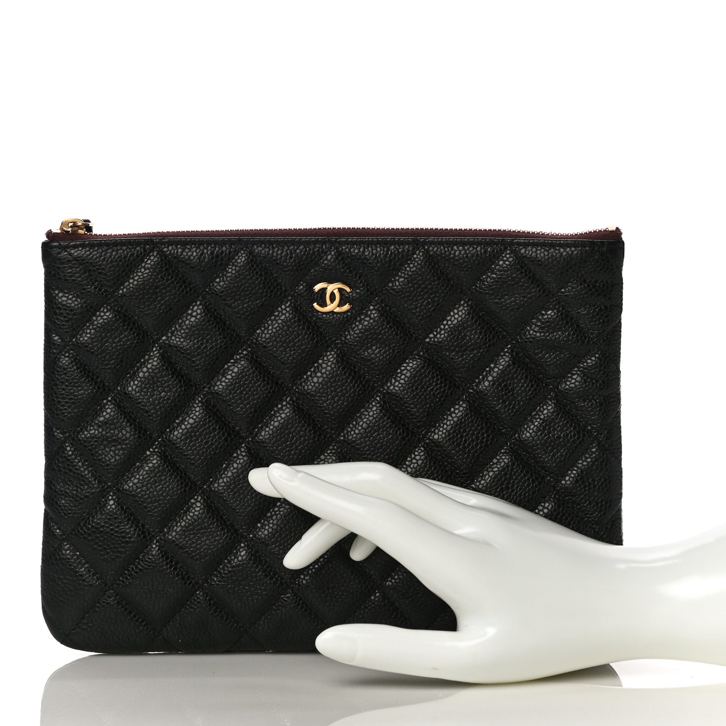 Caviar Quilted Medium Cosmetic Case Black
