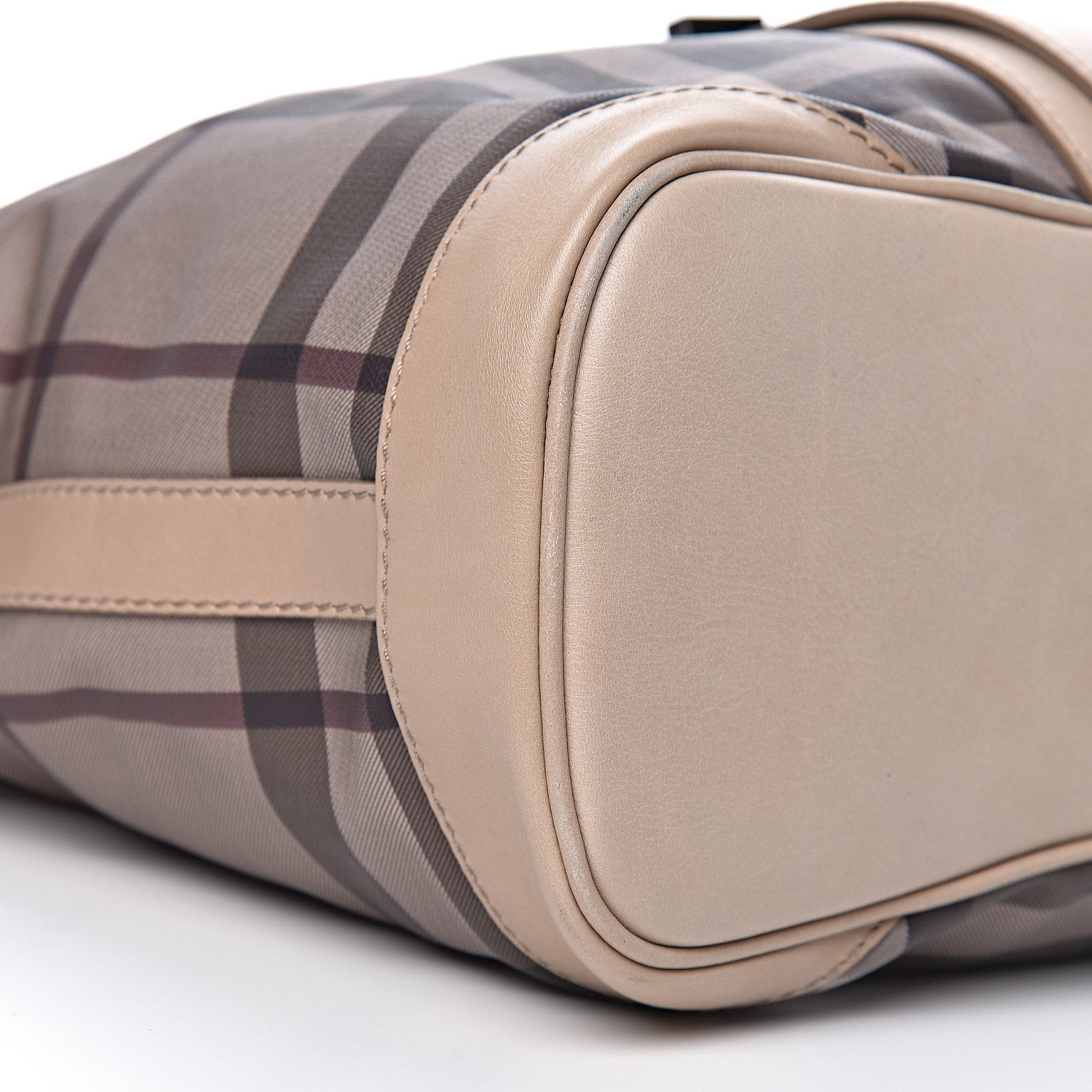Burberry Smoked Check Medium Weatherby Hobo Trench 12 of 16