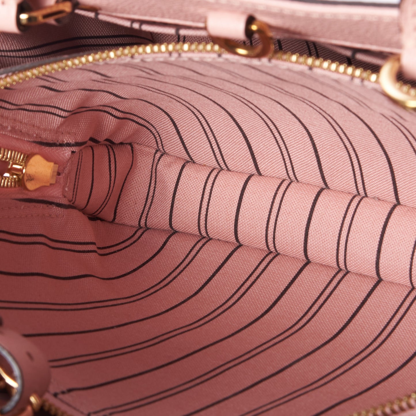Empreinte Montaigne BB Rose Poudre