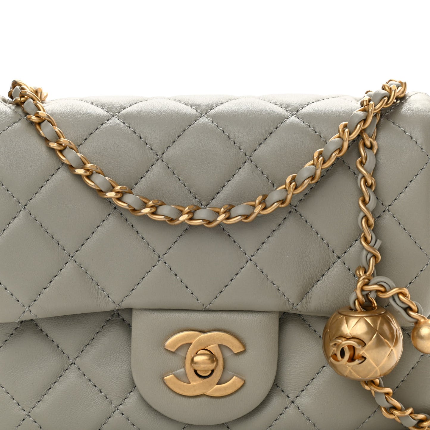 Lambskin Quilted Mini Pearl Crush Flap Light Grey