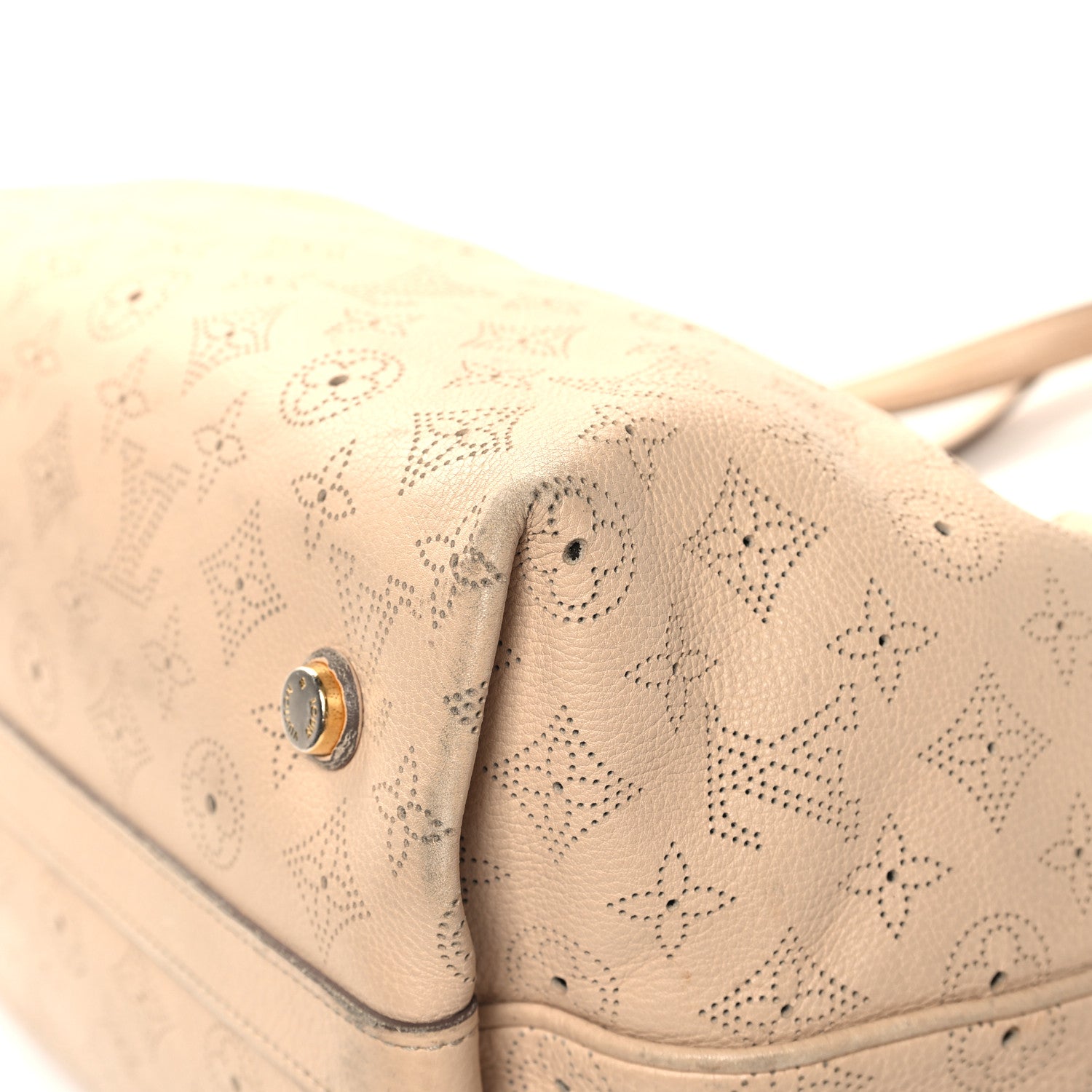Louis Vuitton Mahina Cirrus PM Coquille 10 of 15