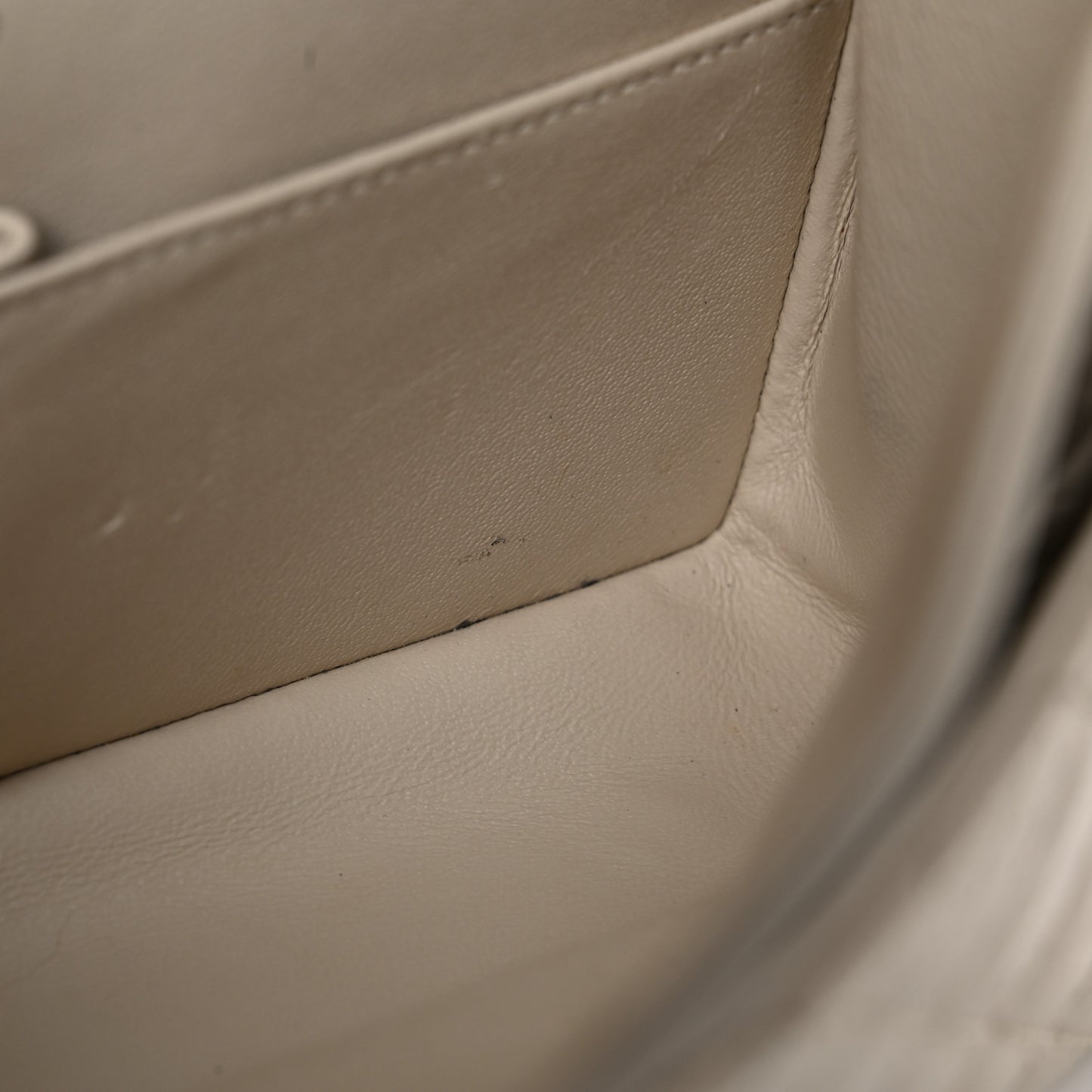 Aged Calfskin Quilted 2.55 Reissue 225 Flap White