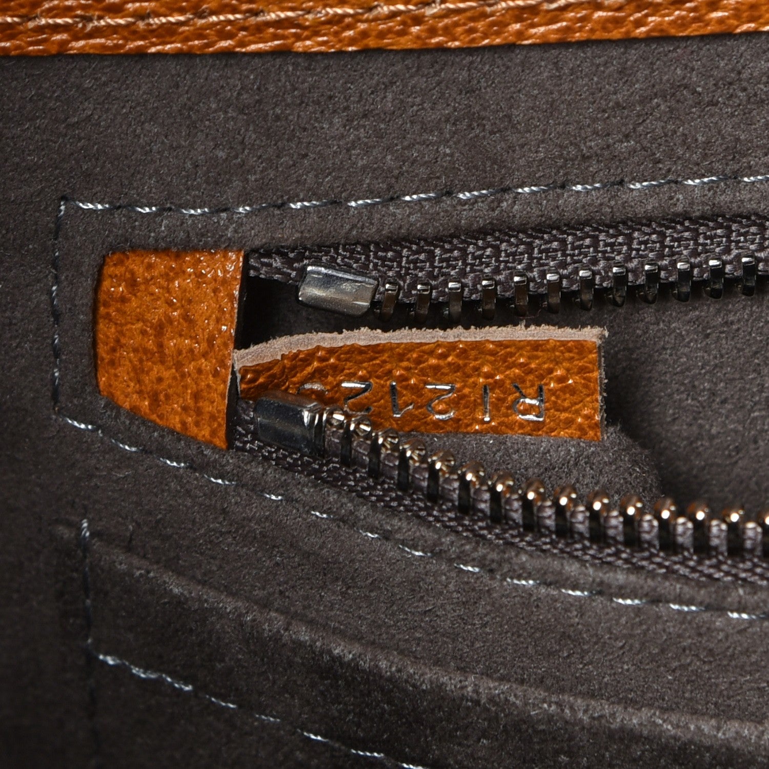 Louis Vuitton Samara Reporter 7 of 7