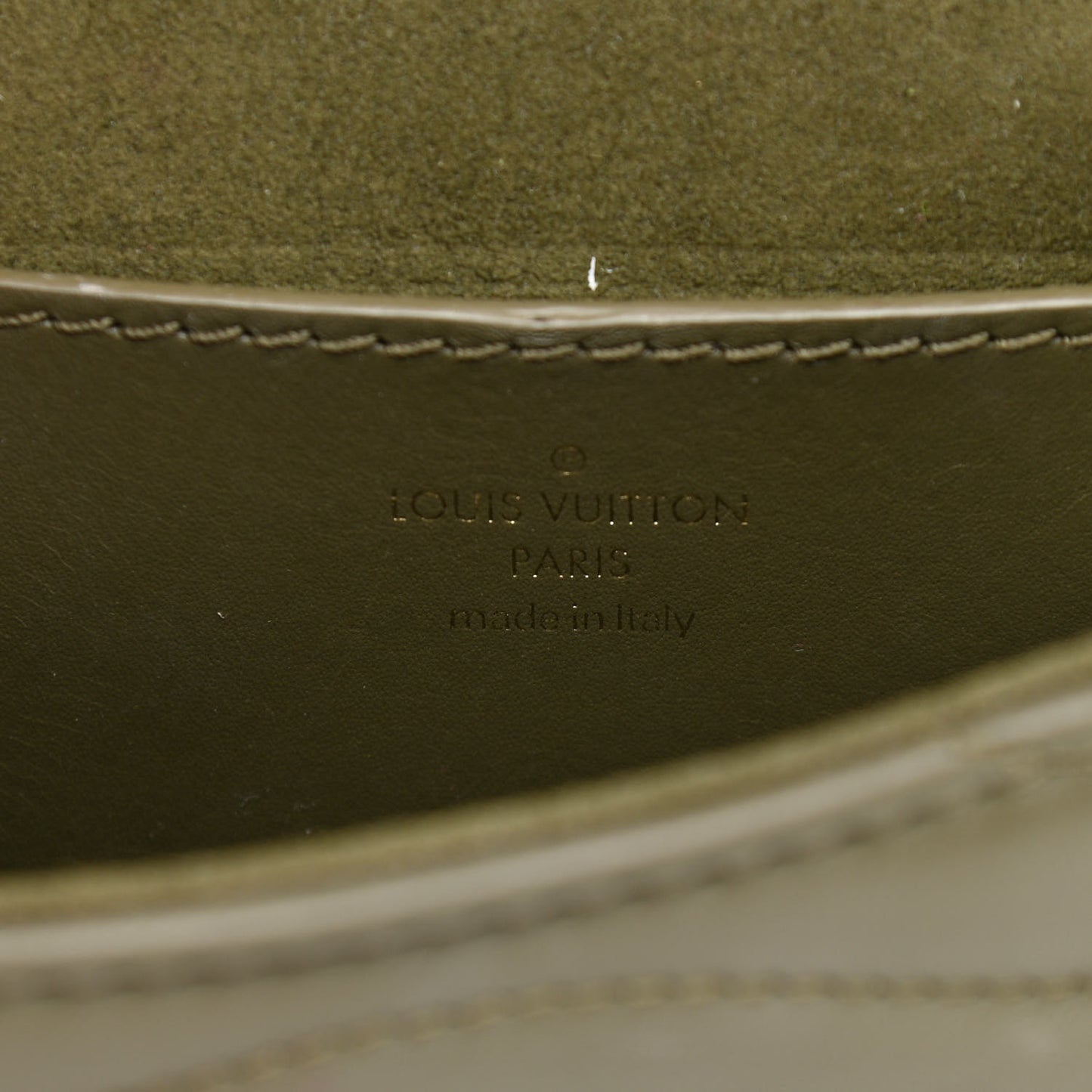 Calfskin New Wave Multi Pochette Kaki