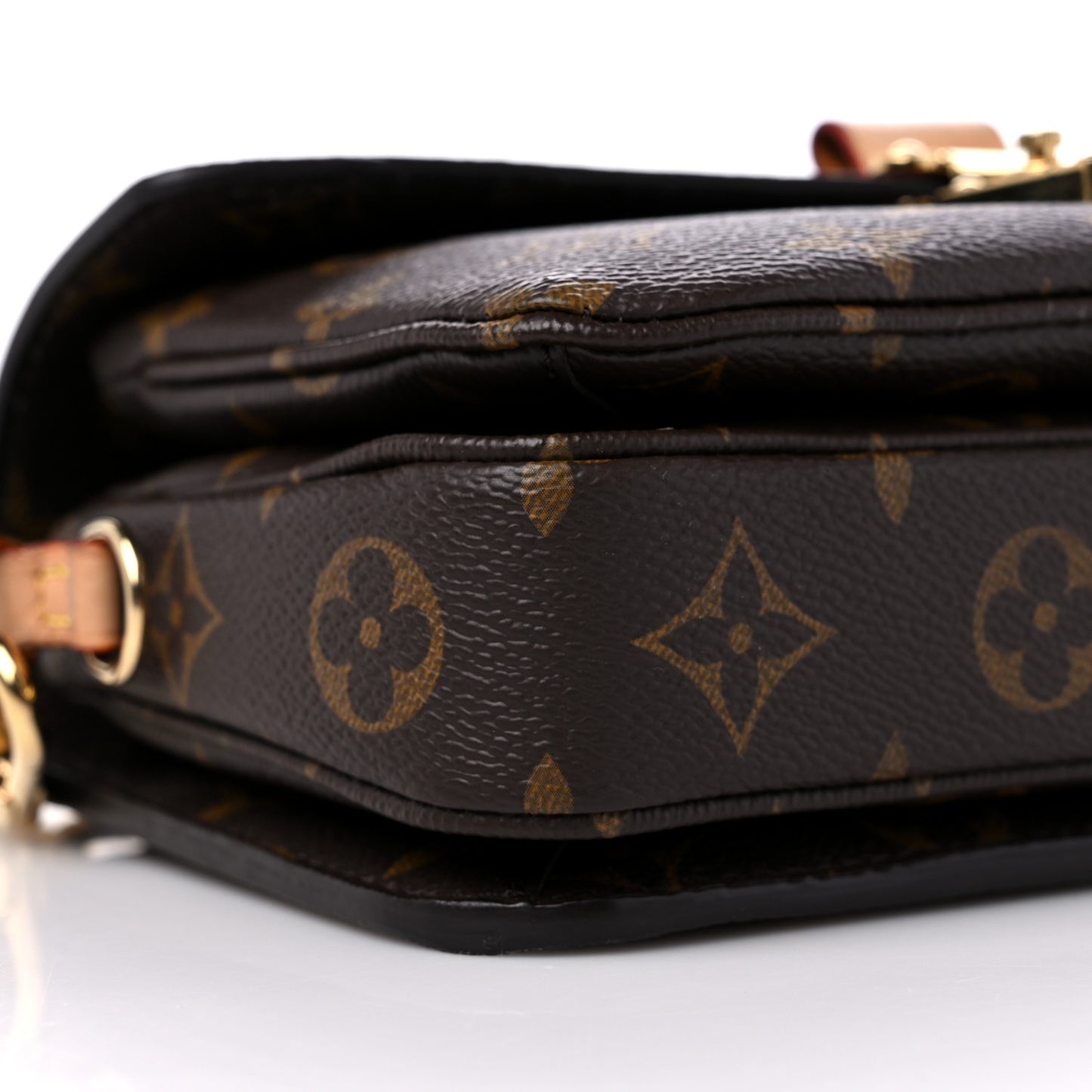 Monogram Pochette Metis East West