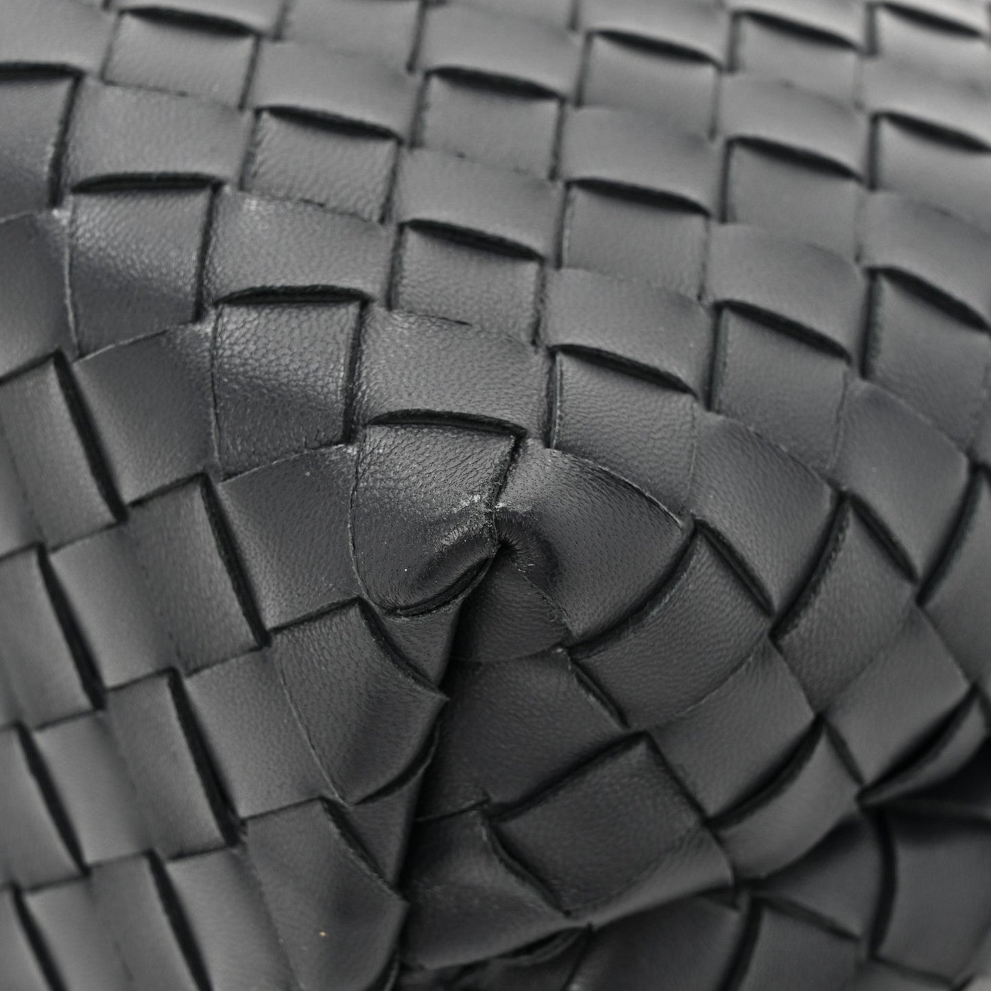 Nappa Intrecciato Small Andiamo With Chain Shoulder Bag Deep Blue