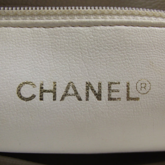 Chanel Caviar Tote White 9 of 13