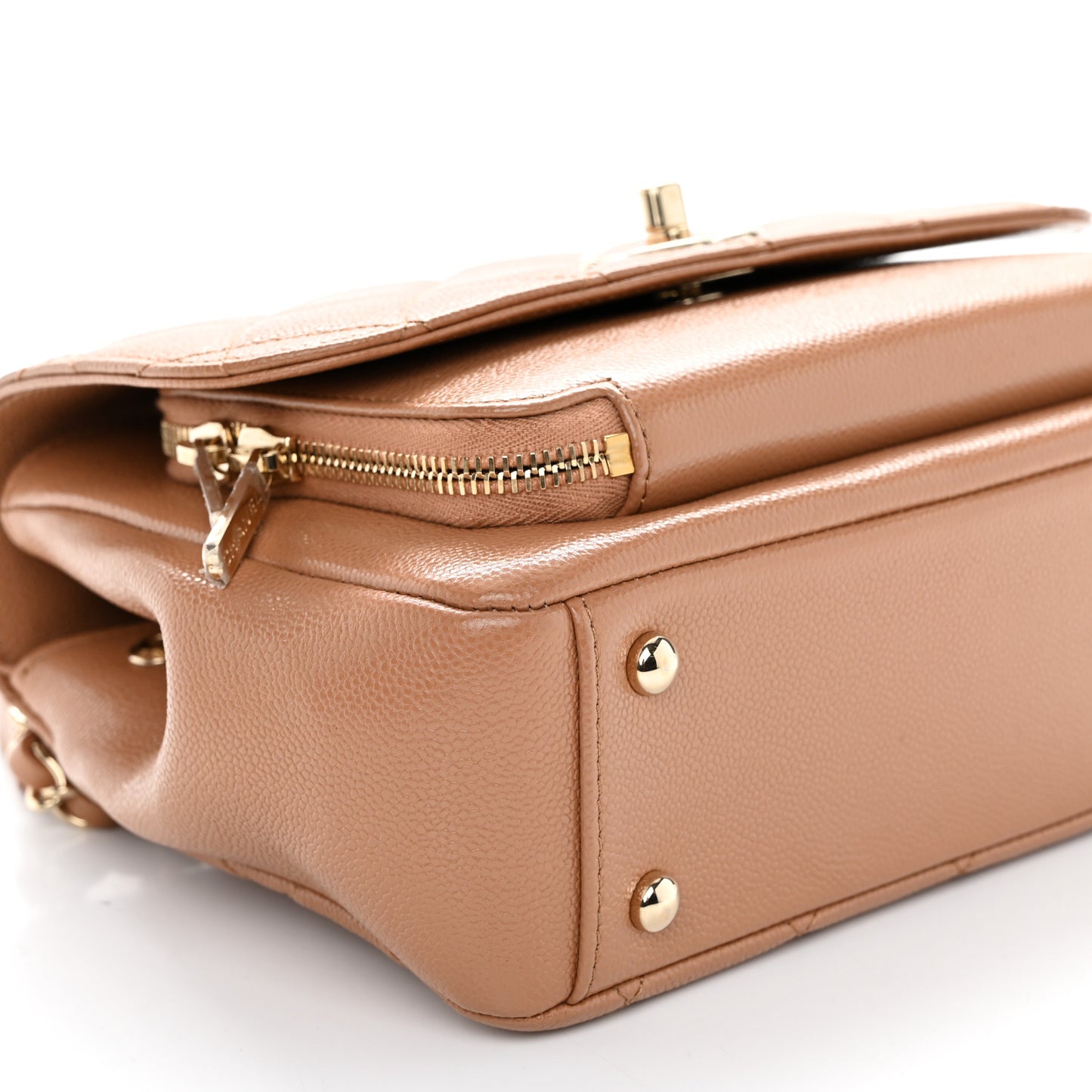 Caviar Quilted Medium Business Affinity Flap Brown