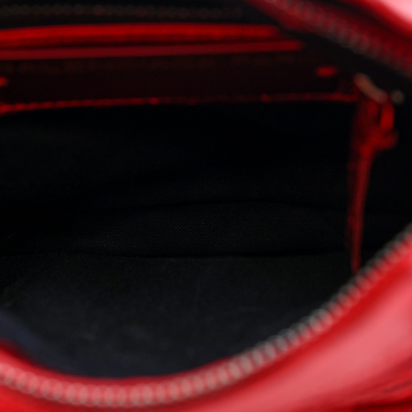 Metallic Chevre Classic Hardware Mini Classique First Red