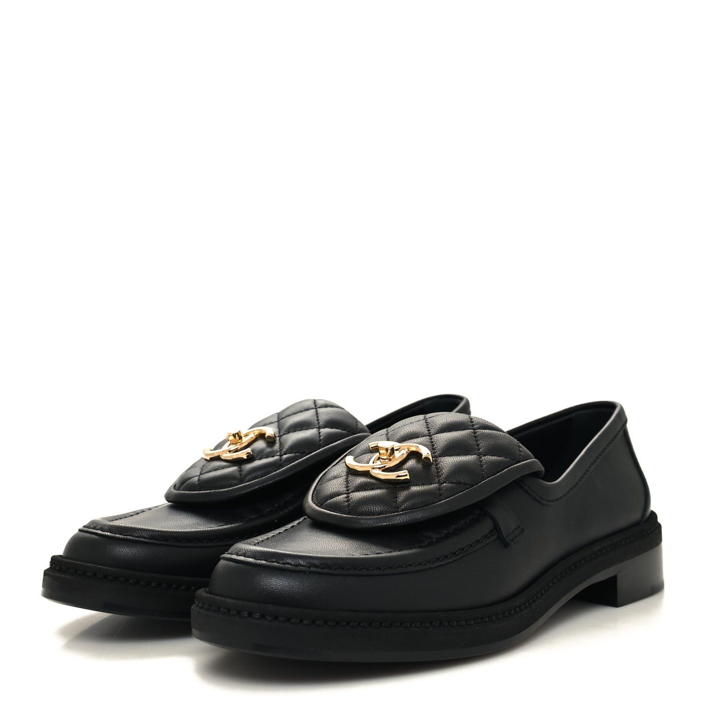 Lambskin Quilted CC Turnlock Loafers 38 Black