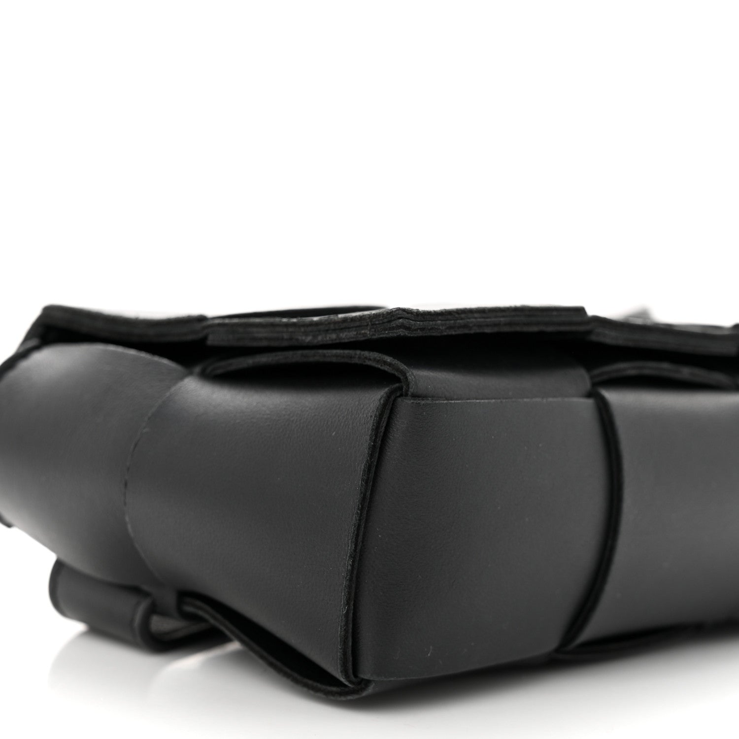 Bottega Veneta Nappa Maxi Intreccio The Belt Cassette Bag Black 9 of 11