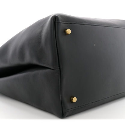 Bottega Veneta Silky Calfskin Large Andiamo Shoulder Bag Black 8 of 9