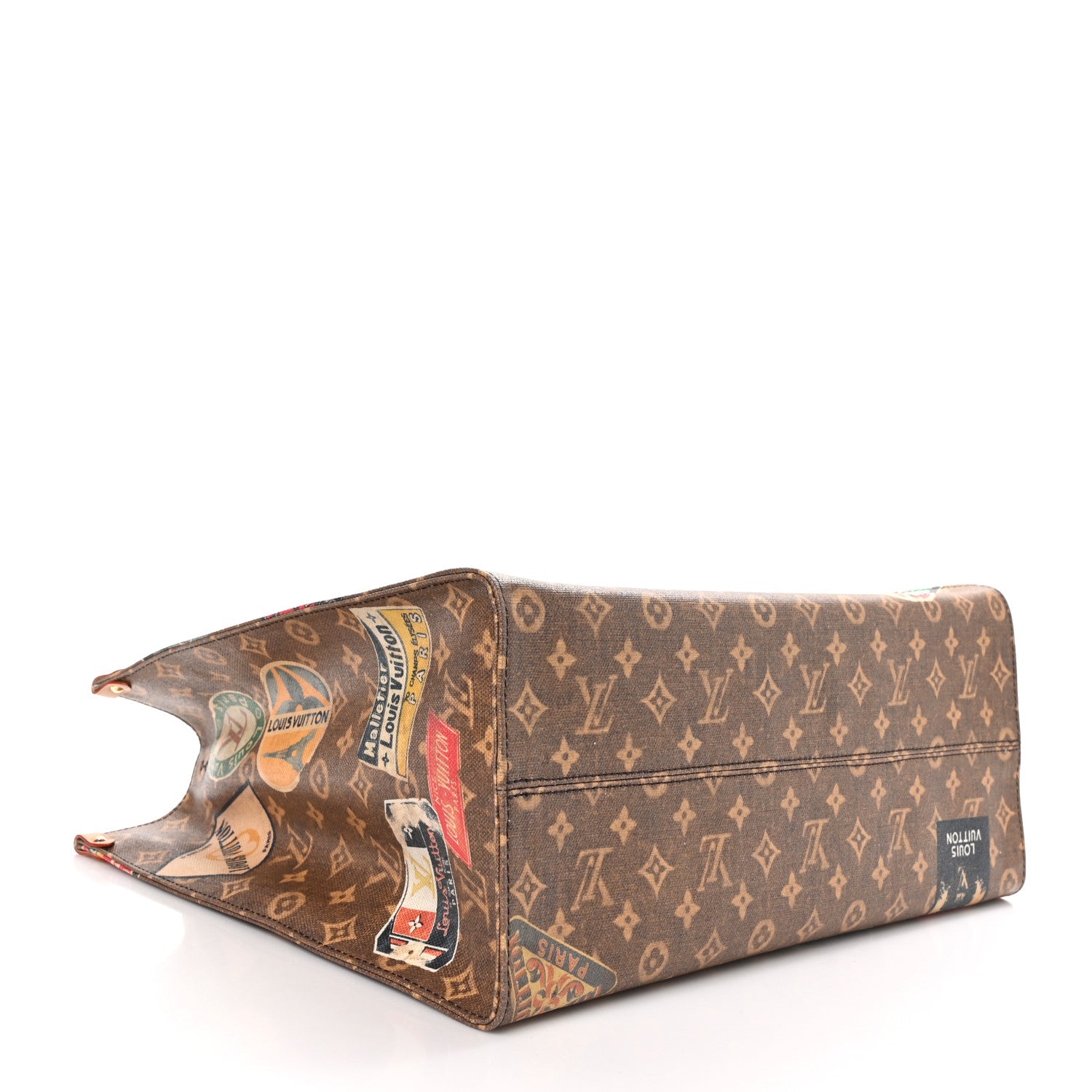 Louis Vuitton Monogram Flight Mode Onthego Voyage 4 of 10