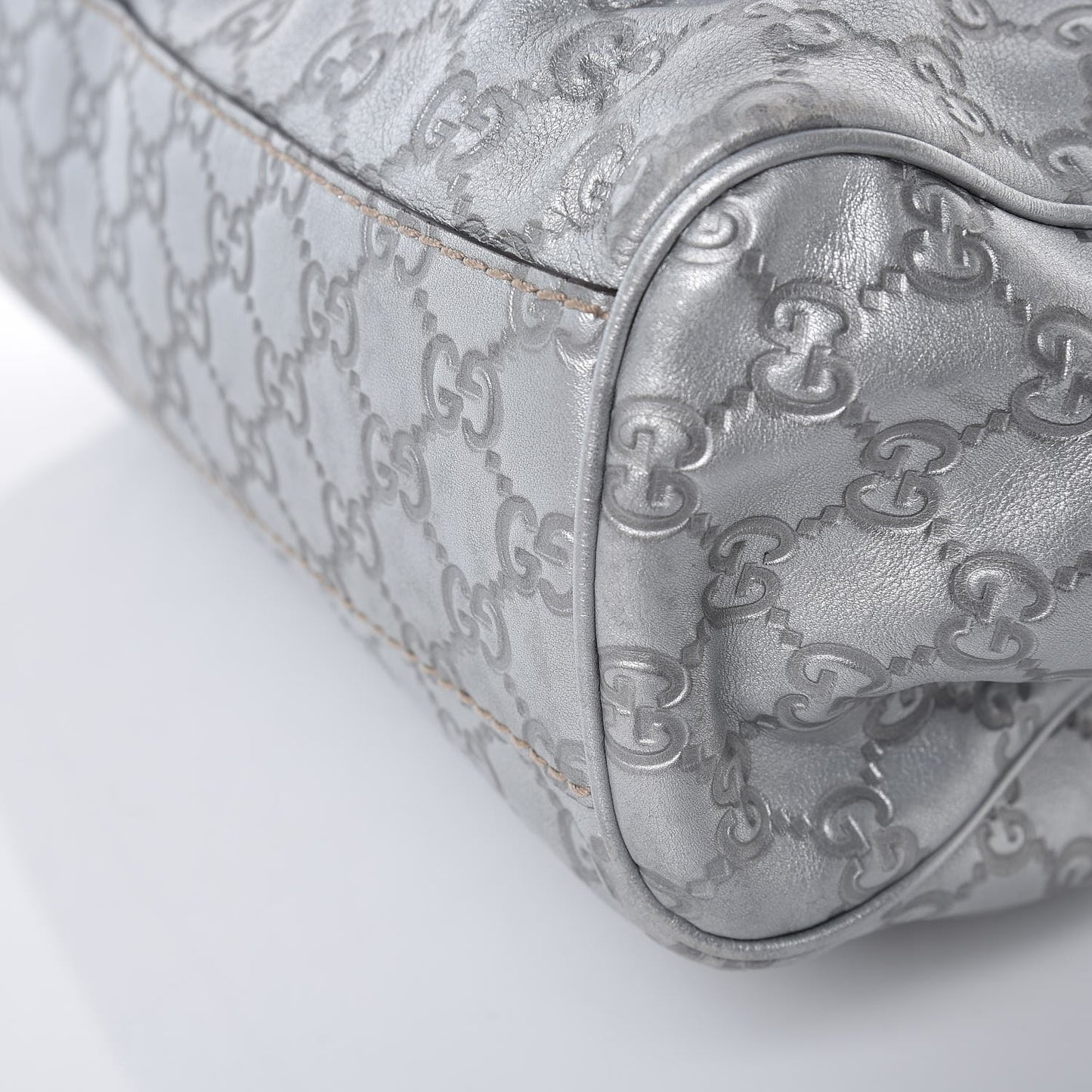 Guccissima Medium Sukey Tote Silver