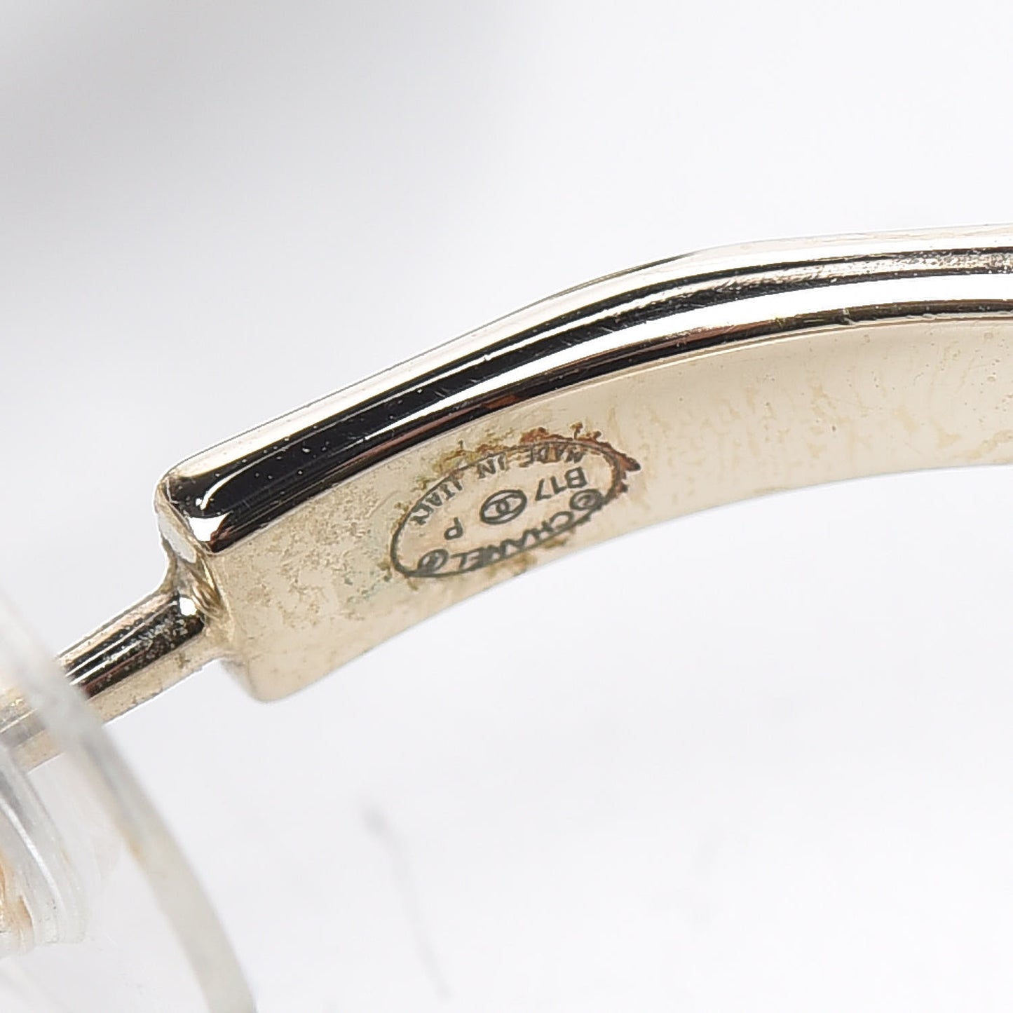 Metal Textured CC Hoop Earrings Gold
