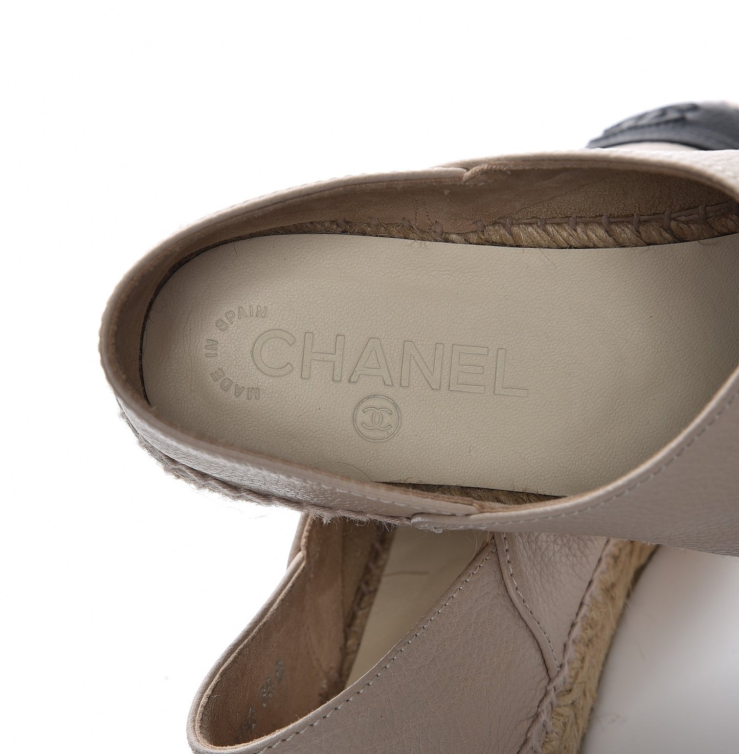 Grained Calfskin CC Espadrilles 38 Beige Black