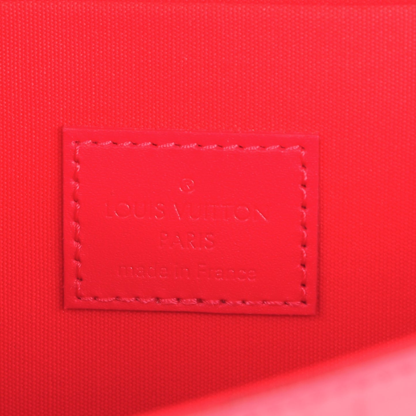 Vernis Felicie Pochette Chain Wallet Hot Pink