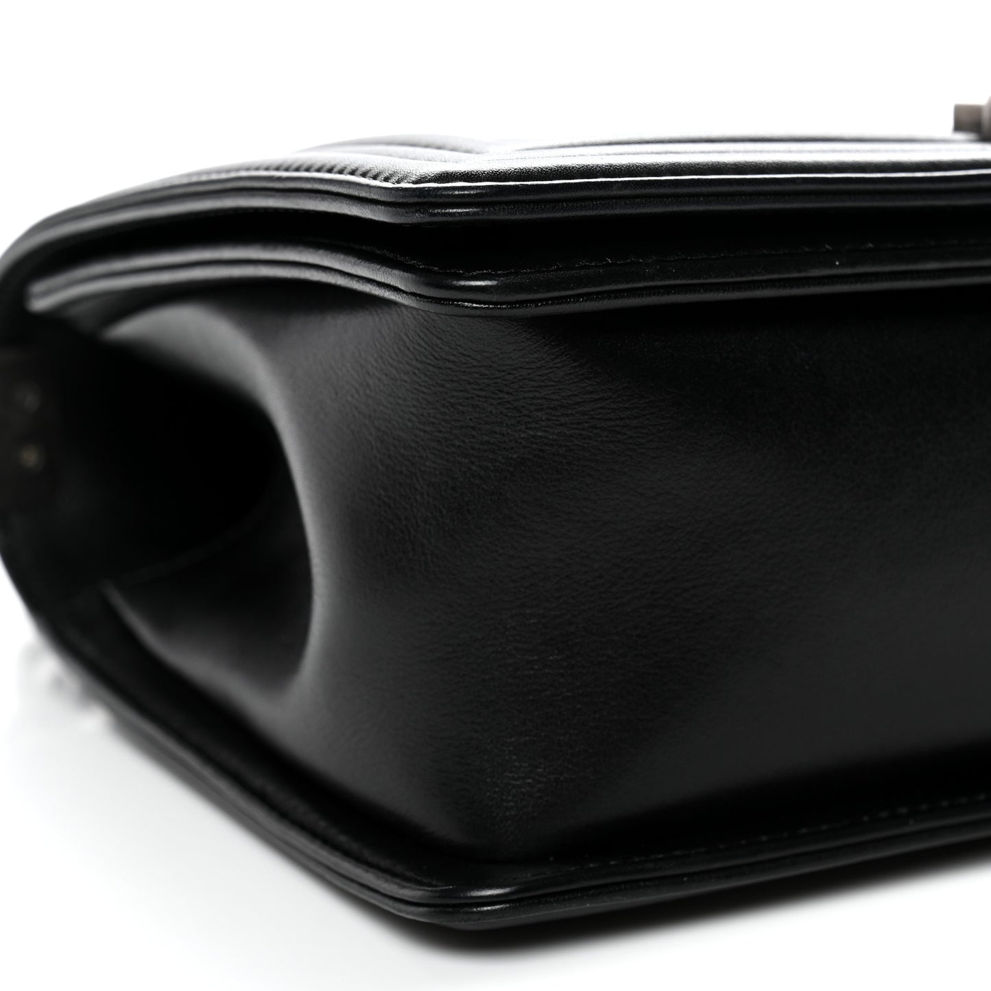 Lambskin Quilted Medium Boy Flap Black