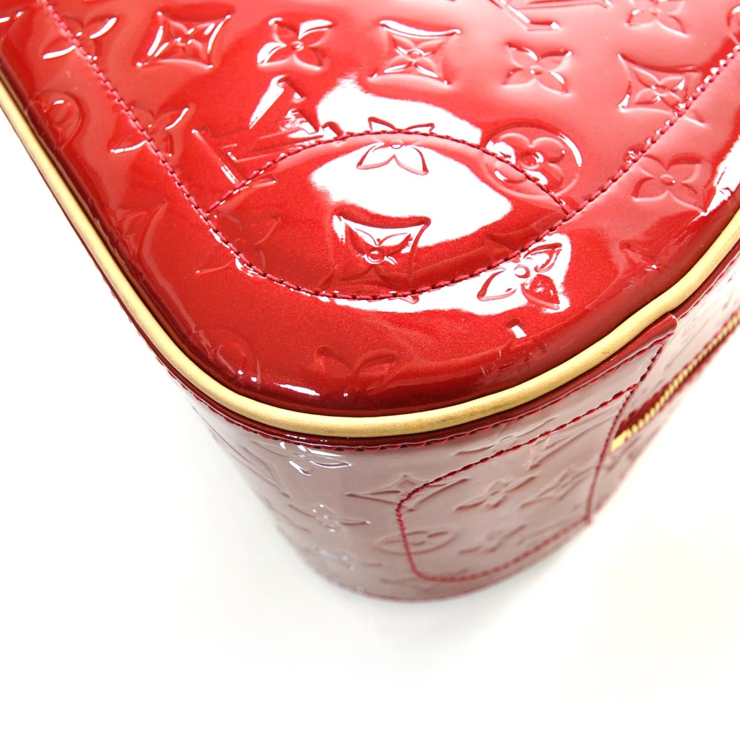 Louis Vuitton Vernis Summit Drive Pomme D'Amour 5 of 9