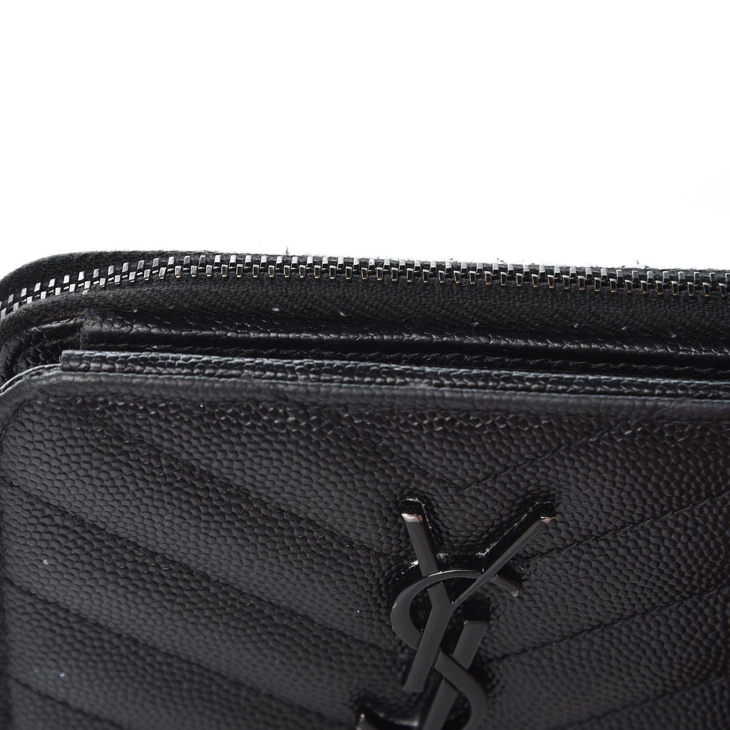 Grain De Poudre Matelasse Chevron Monogram Compact Zip Around Wallet Black