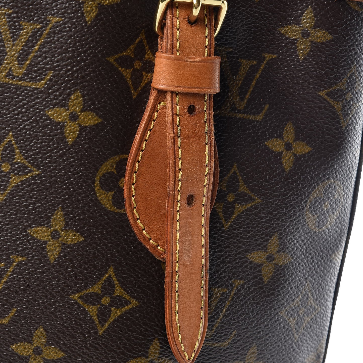 Monogram Petit Bucket 23