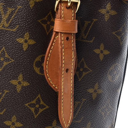 Louis Vuitton Monogram Petit Bucket 23 17 of 31
