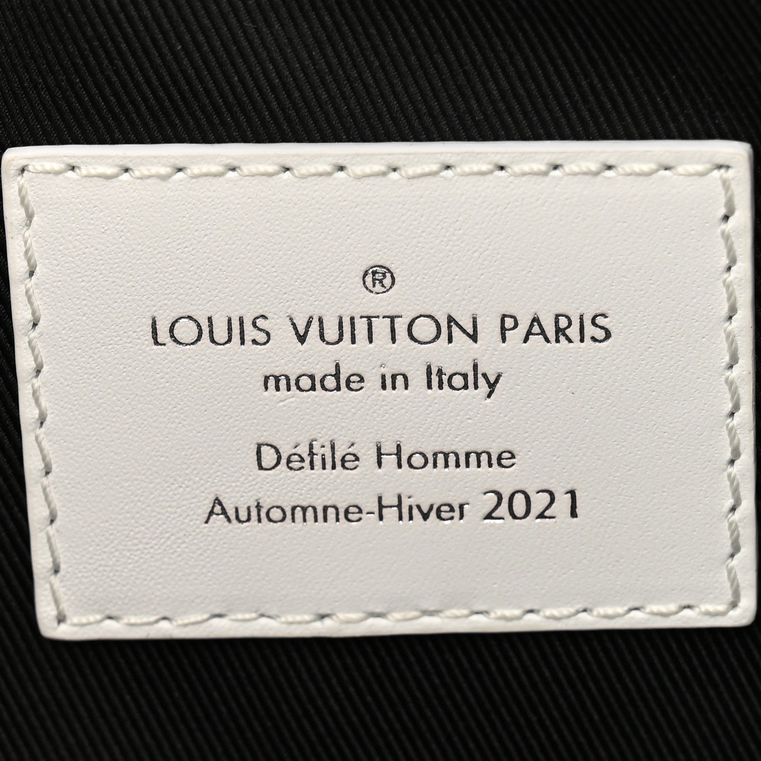 Louis Vuitton Calfskin Newspaper Print Pouch 7 of 13