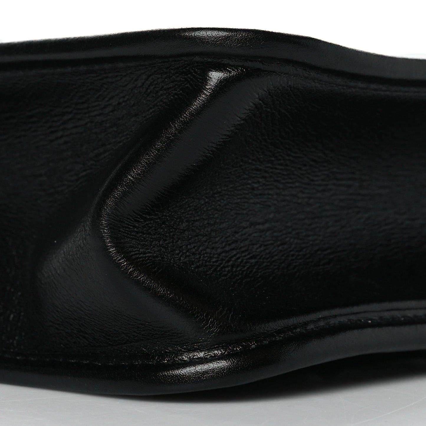 Aged Calfskin Quilted Large Working Vibe Camera Case Black