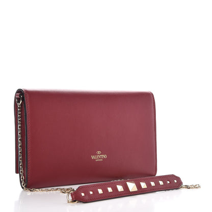 Valentino Garavani Vitello Rockstud Crossbody Wallet On Chain Rubino 3 of 8