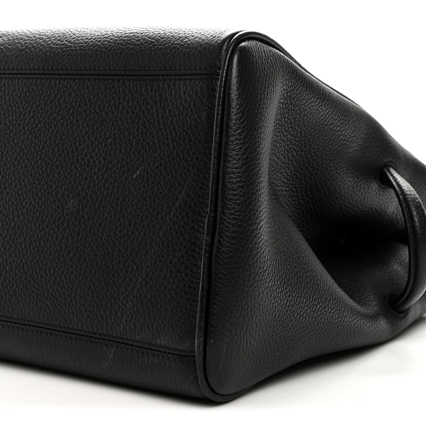 Grained Calfskin Le Turismo Black