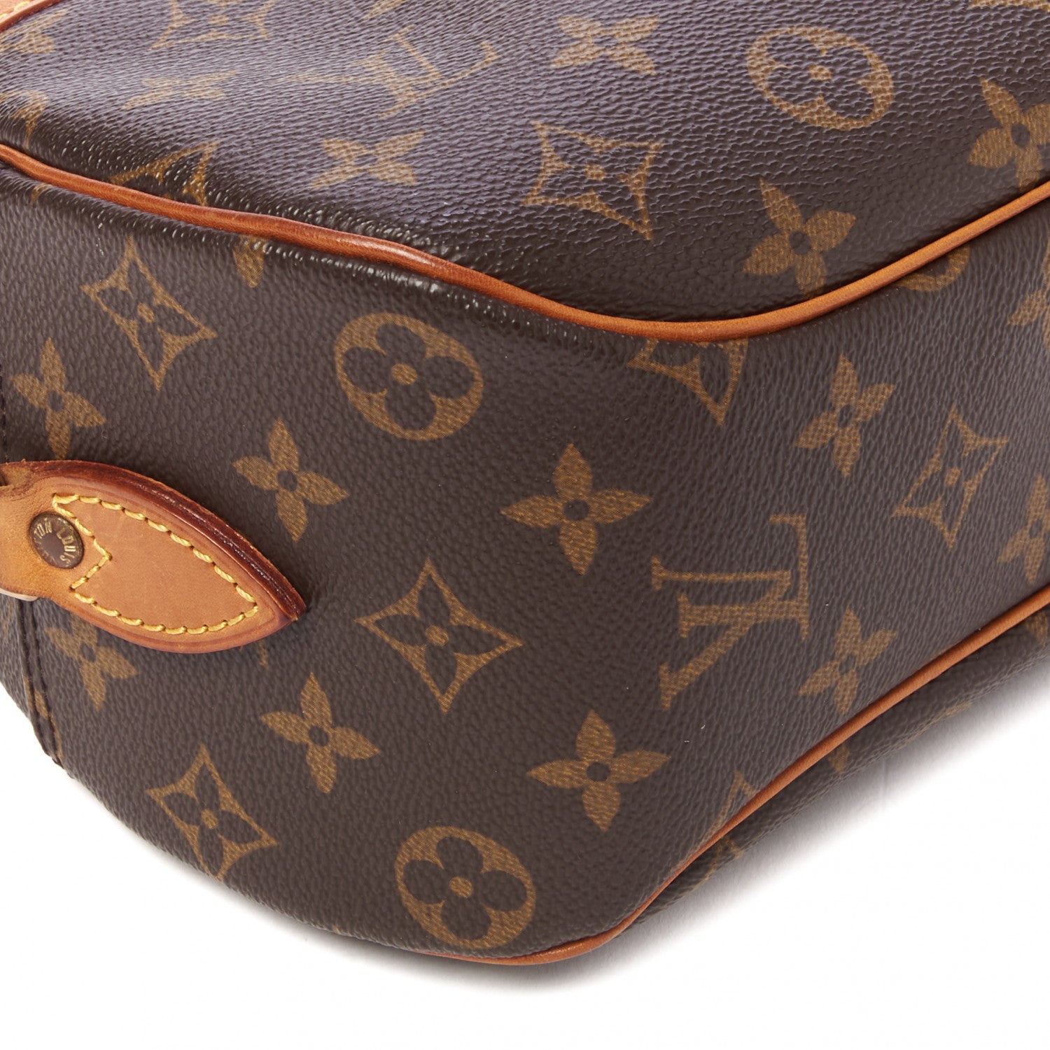 Louis Vuitton Monogram Blois 6 of 8