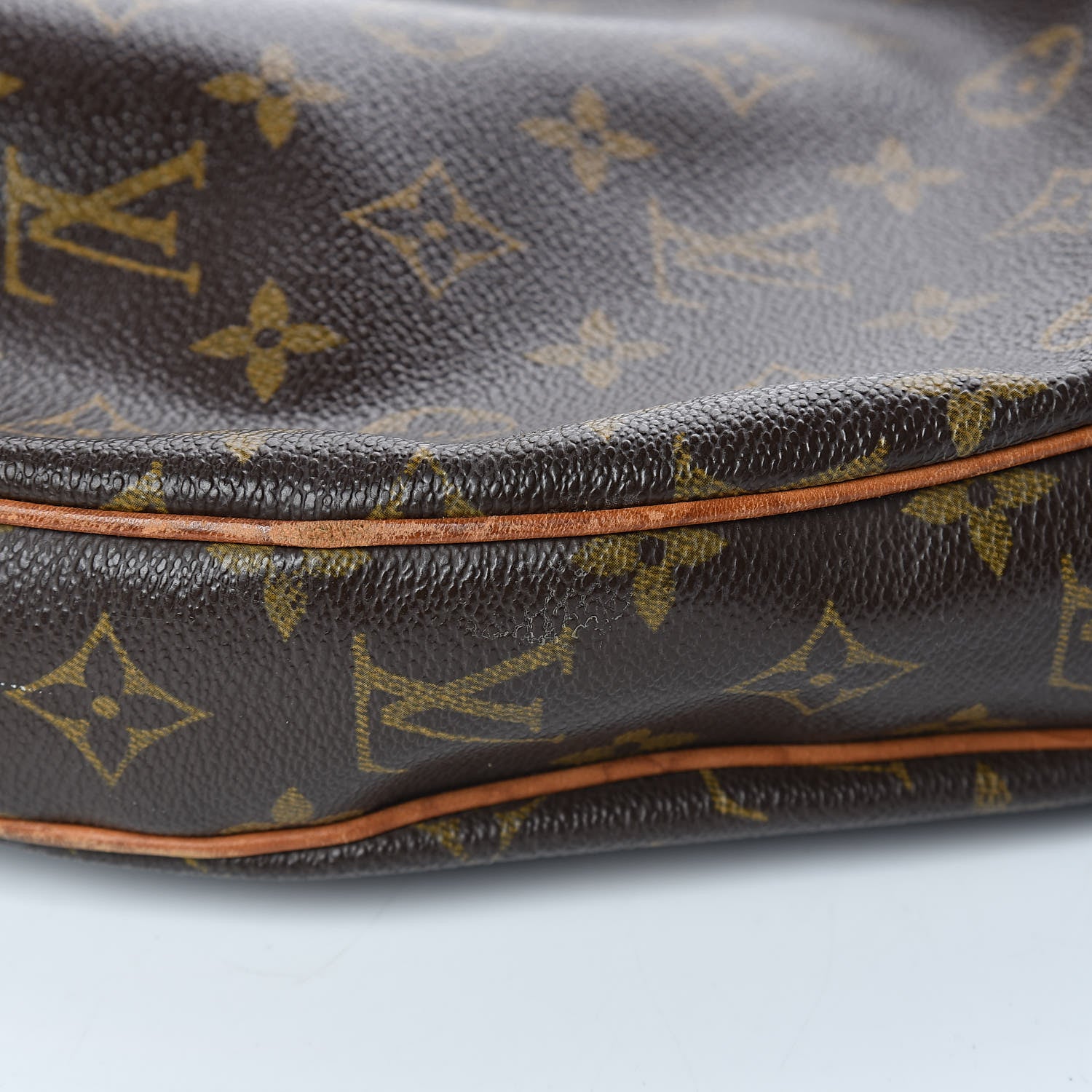 Louis Vuitton Monogram Croissant GM 17 of 21