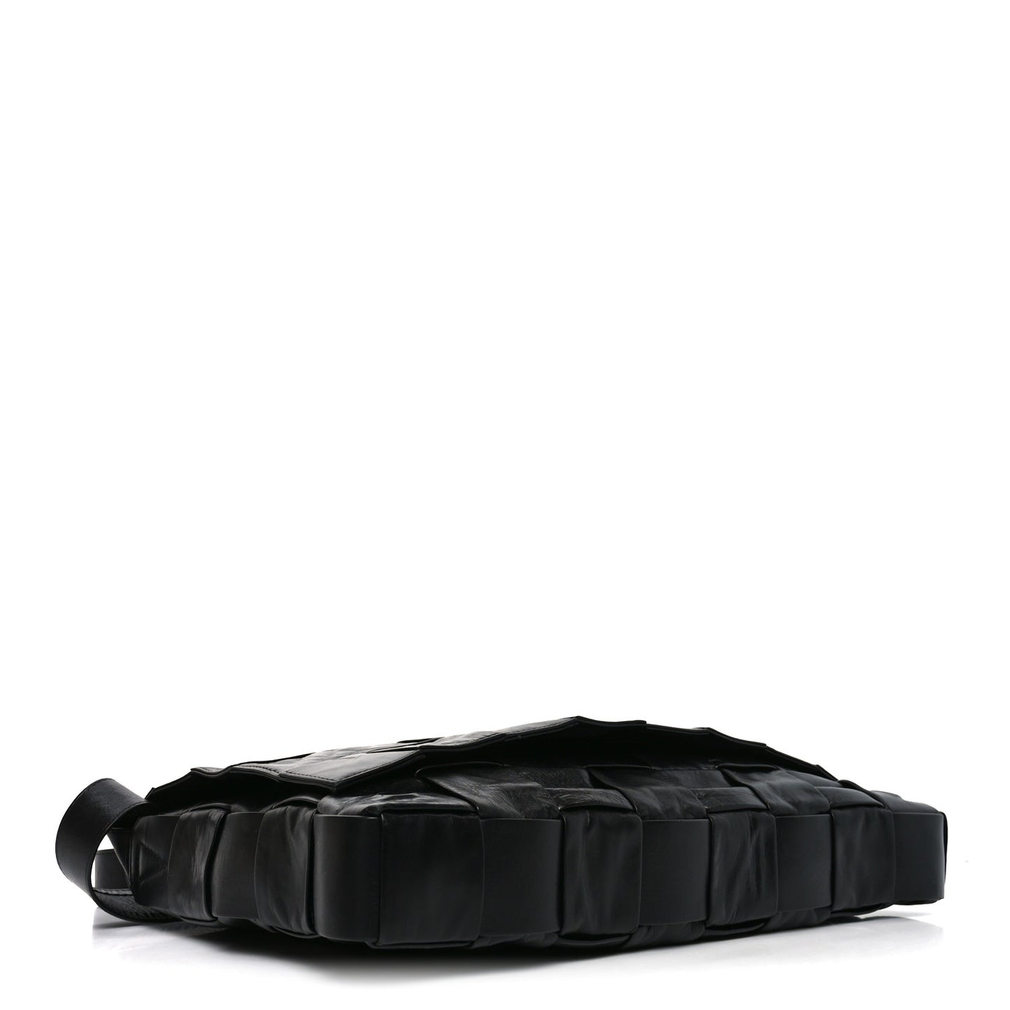 Paper Calfskin Maxi Intreccio Large Cassette Crossbody Bag Black